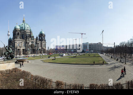 Berliner Dom, tv Turm und Lustgarten panorama Stockfoto