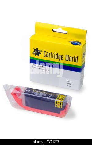 Cartridge World Ersatz Drucker Inkjet Patrone Karton Stockfoto