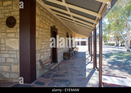 Alice Springs Telegraph Station Historical Reserve an einem klaren sonnigen Tag im Northern Territory, Australien Stockfoto