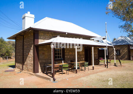 Alice Springs Telegraph Station Historical Reserve an einem klaren sonnigen Tag im Northern Territory, Australien Stockfoto