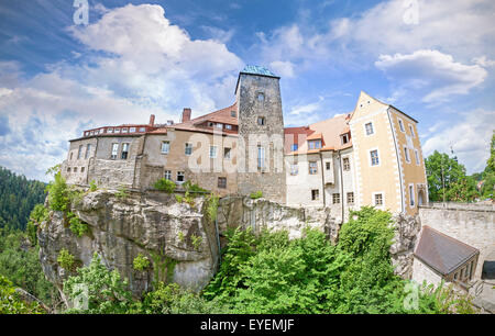 Fisheye-Objektiv Foto der Burg Hohnstein in der sächsischen Schweiz, Deutschland. Stockfoto