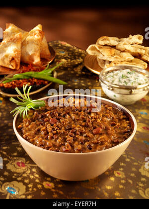 INDISCHE LINSENSUPPE MAKANI DAL Stockfoto