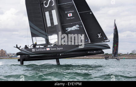 Die SoftBank Team Japan in Aktion aus Portsmouth am ersten Tag von der America Cup World Series, das noch bis Sonntag läuft.  Th Stockfoto