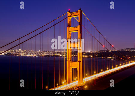 Die Golden Gate Bridge bei Nacht von Marin Headlands, San Francisco, Kalifornien Stockfoto