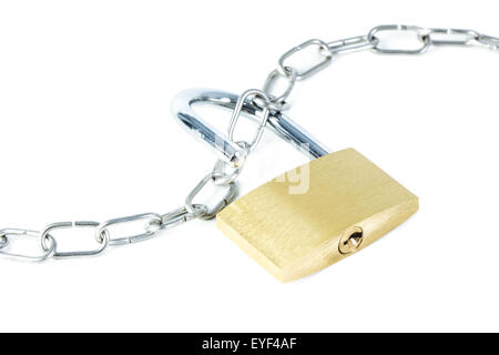 Metall-Kette und eine unverschlossene Vorhängeschloss zeigt Schlüsselloch, isoliert auf weißem Hintergrund Stockfoto