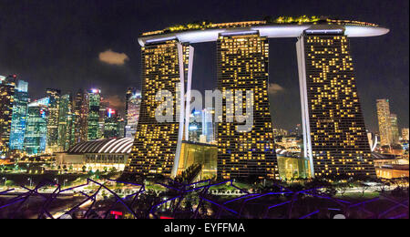 Marina Bay Sands, eröffnet im Jahr 2010 ist ein 2.561 Zimmer Hotel Marina Bay in Singapur. Stockfoto