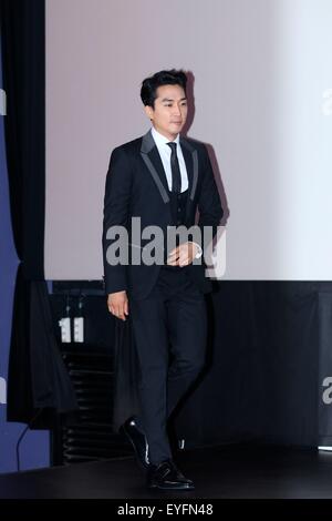 Song Seung-Heon besucht die Pressekonferenz von seinem neuen Film Miss Frau in Seoul, Südkorea am 28. Juli 2015. (China und Südkorea) Stockfoto