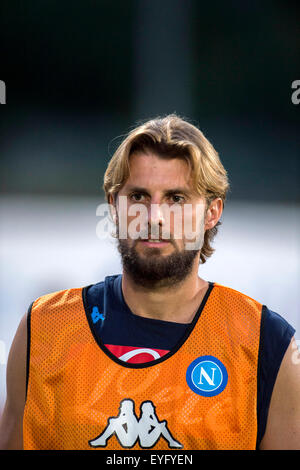 Trento, Italien. 24. Juli 2015. Henrique (Napoli) Fußball: Vorsaison Freundschaftsspiel zwischen Napoli 5-2 Feralpi Salo Stadium Trento in Trento, Italien. © Maurizio Borsari/AFLO/Alamy Live-Nachrichten Stockfoto