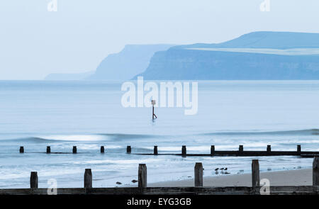 Ansicht Süd aus Redcar Strand in Richtung Saltburn am Meer. England, UK Stockfoto