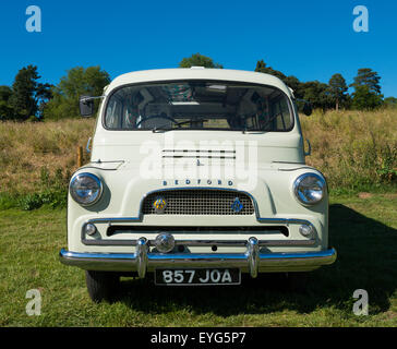 1962 Bedford Dormobile Roma Wohnmobil. Stockfoto