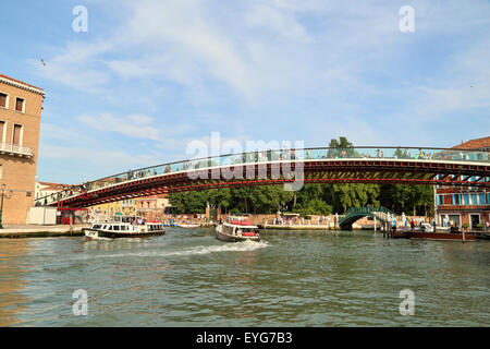 Ponte di Calatrava Brücke - Ponte della Costituzione - Verfassung Brücke Stockfoto