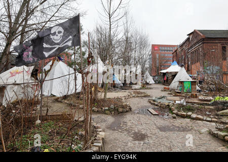 Berlin, Deutschland, Zeltdorf Tipi-Land an der Spree in Berlin-Mitte Stockfoto