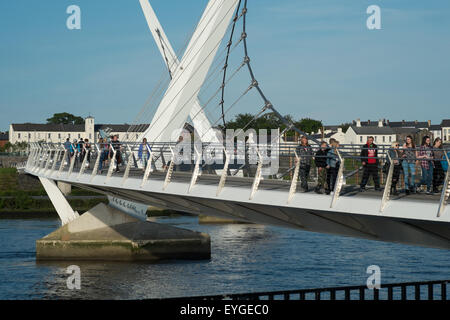 Die Friedensbrücke Derry Londonderry-Nordirland Stockfoto