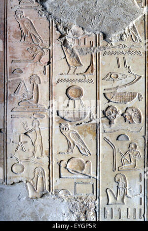 Luxor, Ägypten, Grab des Khaemhet Mahu (TT57) in den Adligen Gräbern im Asasif Nekropole: schönen Reliefs Stockfoto