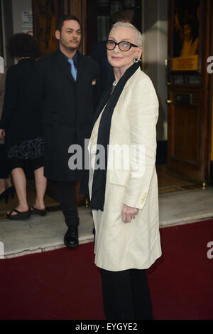 Promis kommen für nur Jim Dale Show am Londoner Varieté Theater Featuring: Sian Phillips wo: London, Vereinigtes Königreich bei: 28. Mai 2015 Stockfoto