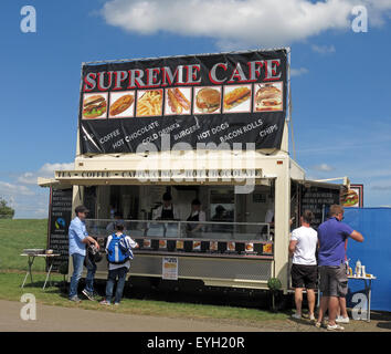 Event-catering, Supreme Cafe, Tee, Kaffee Erfrischungen im Sommer-event Stockfoto