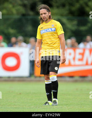 Udine, Italien. 29. Juli 2015. Udinese Mittelfeldspieler Manuel Iturra während der freundlichen Vorsaison Fußballspiels Udinese Calcio V Clodiense am 29. Juli 2015 im Bruseschi Trainingscenter in Udine, Italien. Bildnachweis: Andrea Spinelli/Alamy Live-Nachrichten Stockfoto