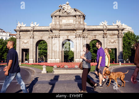 Madrid Spanien,Europa,Spanisch,Recoletos,Salamanca,Puerta de Alcala,Calle de Alcala,Plaza de la Independencia,Monument,Francesco Sabatini,neoklassizistische ar Stockfoto