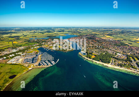 Neustädter Segelverein e.V. Segelclub, rechts, Marina Neustadt Holstein, links, Marina An der Wiek, Lübecker Bucht Stockfoto