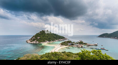 Blick über Koh Nang Yuan oder Nangyuan, in der Nähe von Koh Tao Golf von Thailand, Thailand Stockfoto