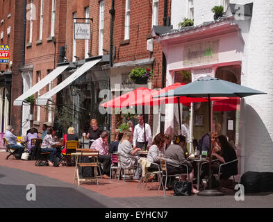 Café Kultur in Bird Street, Lichfield, Staffordshire, England, UK Stockfoto