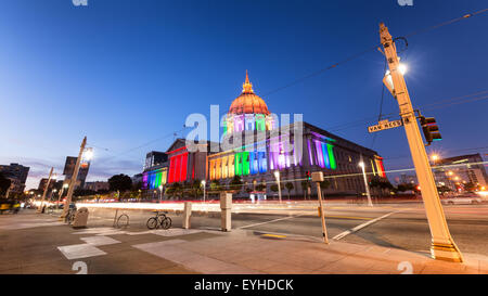 Beleuchtete Rathaus von San Francisco, Kalifornien, USA, Nordamerika Stockfoto