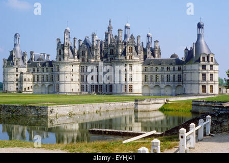 Chateau de Chambord an der Loire, Loire-et-Cher, Frankreich im Sommer Stockfoto