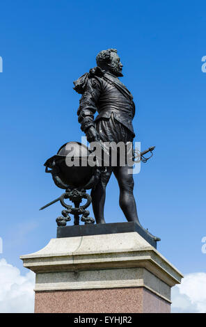 Statue von Sir Francis Drake auf die Hacke, Plymouth, Devon, England, Vereinigtes Königreich Stockfoto