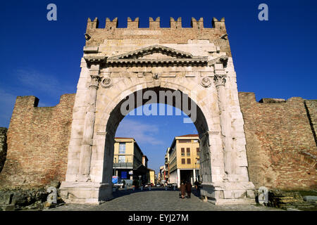 Italien, Emilia Romagna, Rimini, Augustus Arch Stockfoto