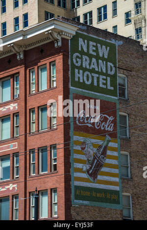 Coca Cola Ghost Schild an Salt Lake City Altbau - Utah Stockfoto