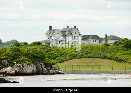 Herrenhaus auf Schafe Punkt Cove - Newport - Rhode Island Stockfoto