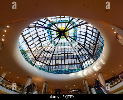 Moderne Shopping-Mall Ko-Galerie Interieur. Es ist eines der acht großen Einkaufszentren ich Stockfoto