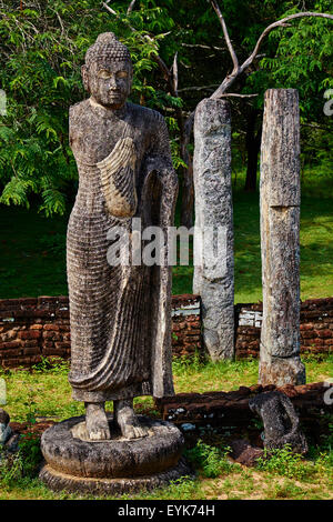 Sri Lanka, Ceylon, North Central Province, antiken Stadt Polonnaruwa, UNESCO-Weltkulturerbe, Viereck, Hatadage Tempel Stockfoto