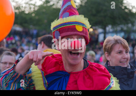 Stockton, UK, Donnerstag, 30. Juli 2015. Eine Straße Theater Darsteller. Bildnachweis: Andrew Nicholson/Alamy Live-Nachrichten Stockfoto