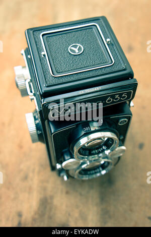 Vintage Yashica 635 TLR-Foto-Kamera Stockfoto