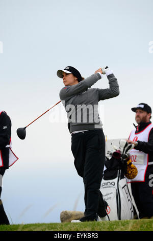 Turnberry, Schottland. 31. Juli 2015. Ricoh Womens British Open Golf Runde 2. Azahara Munoz Abschläge von am 17., an einem kühlen Tag auf dem Golfplatz. © Aktion Plus Sport/Alamy Live-Nachrichten Stockfoto