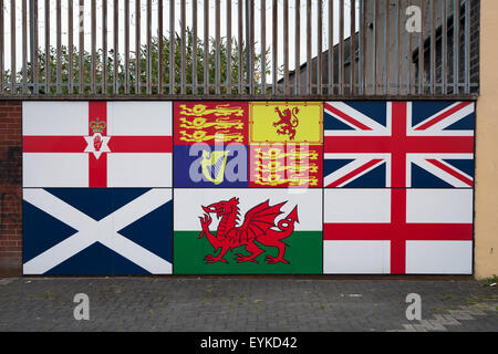 Flaggen der britischen Inseln, Unionisten Wandgemälde in Belfast Stockfoto