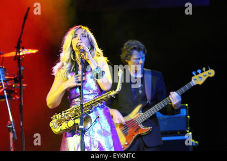 Gdynia, Polen am 31. Juli 2015 niederländischen glatten Jazz und Funk Altsaxophonist Candy Dulfer live auf der Bühne in Gdynia, während der 10. Auflage des Ladies' Jazz Festival Credit führt: Michal Fludra/Alamy Live News Stockfoto