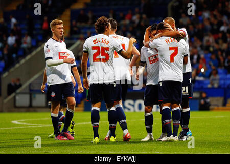 Bolton, Wettsektor. 31. Juli 2015. Vorsaison freundlich Bolton vereint gegen Charlton Athletic. Liam Feeney von Bolton Wanderers feiert Tor seines Teams zweite Kredit: Action Plus Sport/Alamy Live News Stockfoto