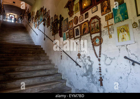 Passau Deutschland Bayern Treppe zur Wallfahrtskirche Mariahilf Kirche mit votive Bilder Stockfoto