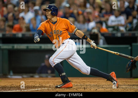 Houston, TX, USA. 31. Juli 2015. Houston Astros Shortstop Carlos Correa (1) schlägt einen Home Run während der 5. Inning ein Hauptliga-Baseball-Spiel zwischen der Houston Astros und die Arizona Diamondbacks im Minute Maid Park in Houston, Texas. Trask Smith/CSM/Alamy Live-Nachrichten Stockfoto