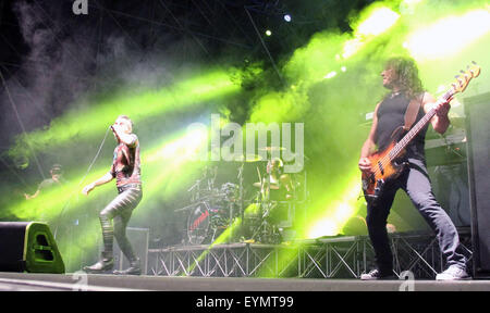 Italien, Majano: Piero Pel führt mit seinen Bands Litfiba auf der Bühne während des Konzerts auf dem Majano-Festival am 31. Juli 2015 in Udine, Italien: Andrea Spinelli/Alamy Live News Stockfoto