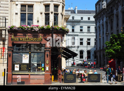 Die Wellington Gastwirtschaft, Strand, London, England, UK Stockfoto