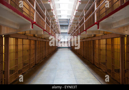 Gefängniszellen in Alcatraz, San Francisco, USA Stockfoto