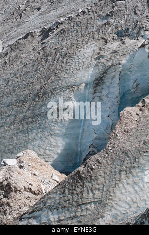 Oberfläche des Gletschers mit Fels und Eis. Mer de Glace Gletscher. Chamonix. Frankreich Stockfoto