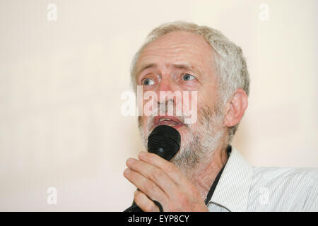 Führung der Labour-Partei Kämpfer Jeremy Corbyn sprechen in Birmingham GROSSBRITANNIEN Stockfoto