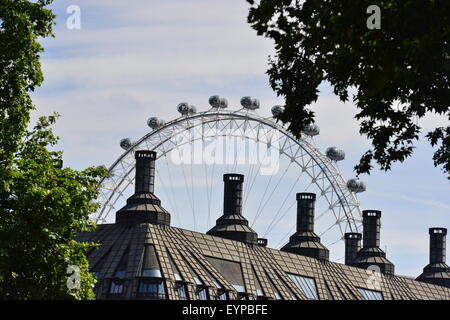 Das London Eye in London im August 2015 Stockfoto