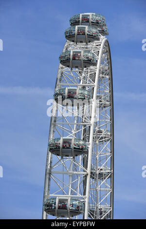 Das London Eye in London im August 2015 Stockfoto