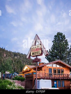 Im Juni See Villager Motel in Juni Lake Kalifornien USA Stockfoto