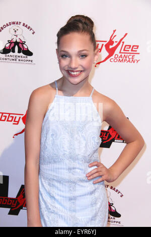 Feierliche Eröffnung des Abby Lee Miller Dance Company mit: Maddie Ziegler wo: Santa Monica, Kalifornien, Vereinigte Staaten, wann: 30. Mai 2015 Stockfoto